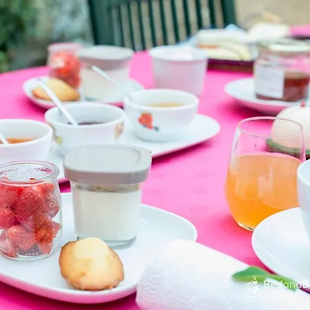 La Maison D'angeline Bed & Breakfast